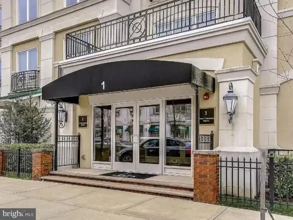 1 N Commerce Sq #301, ROBBINSVILLE, NJ 08691