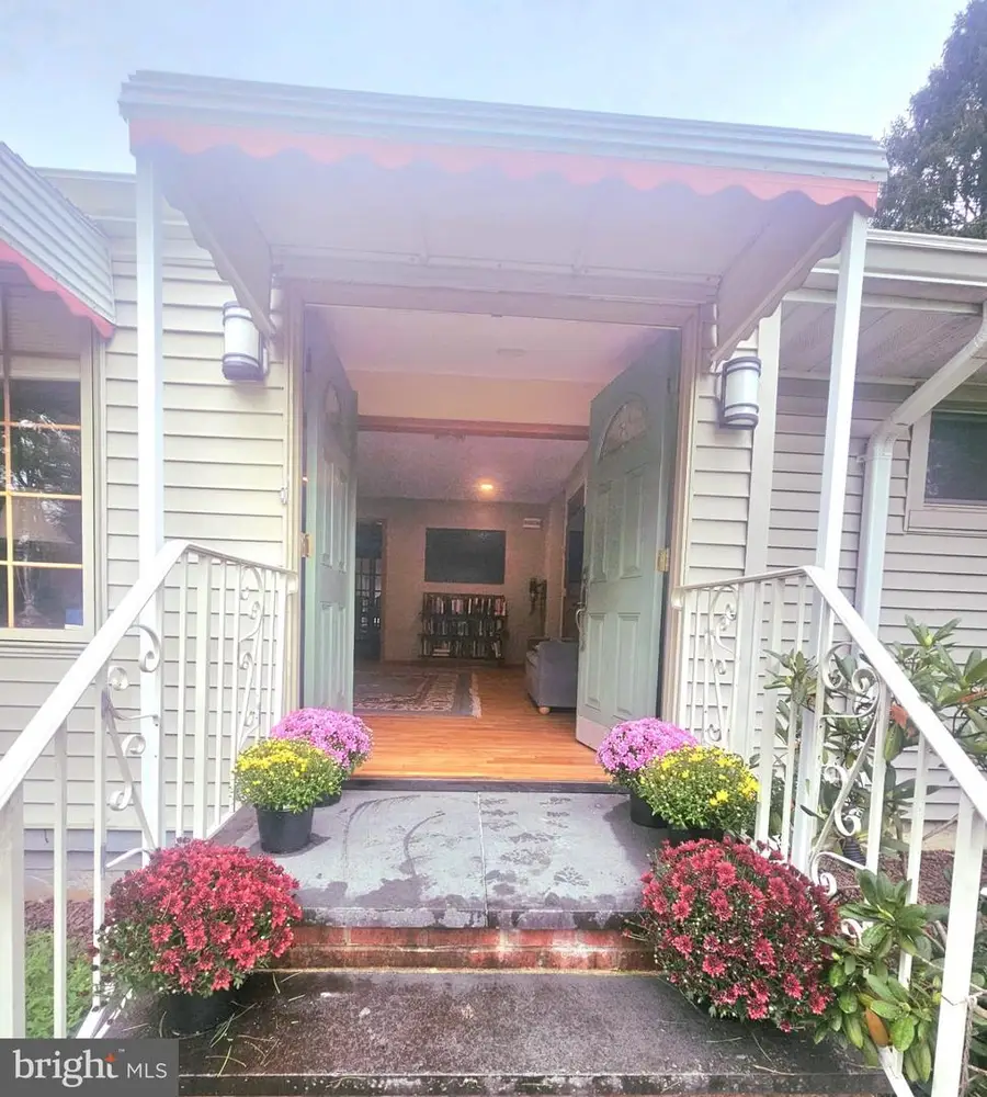 247 Robbinsville Edinburg Rd, Princeton Junction, NJ 08550 - #3