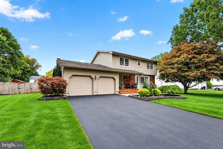 41 Wolfpack Rd, Hamilton, NJ 08619 - #2