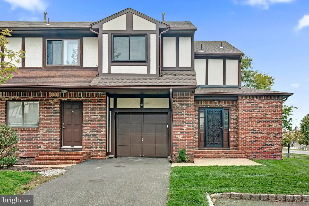 1 Devonshire Ct, Ewing, NJ 08628 - #1