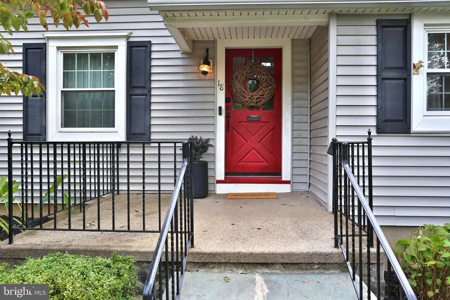 18 Manning Ln, Lawrence, NJ 08648 - #3