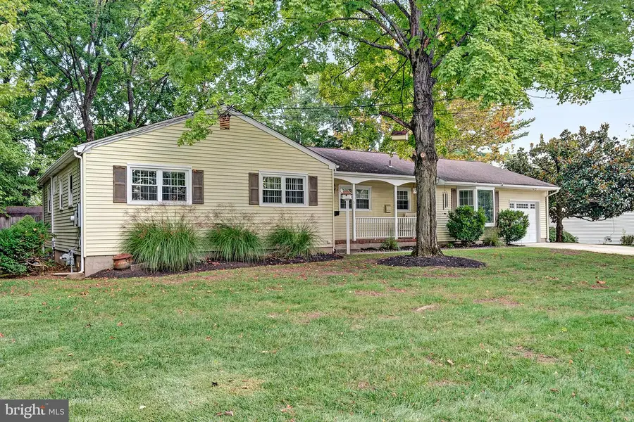 5 Royal Oak Rd, Lawrence, NJ 08648 - #2
