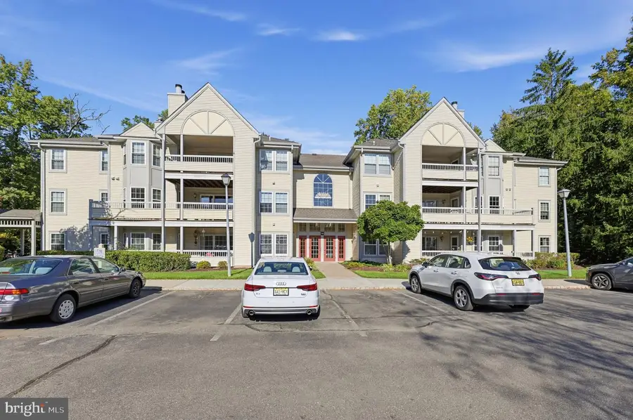 114 Cascade Ct #2, Princeton, NJ 08540 - #2