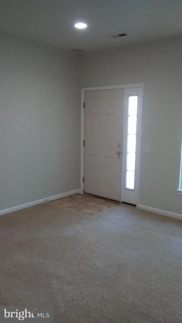 16 Steel St, Trenton, NJ 08611 - #1
