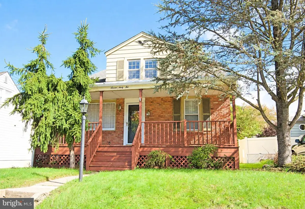 742 Mayflower Ave, Trenton, NJ 08648 - #1