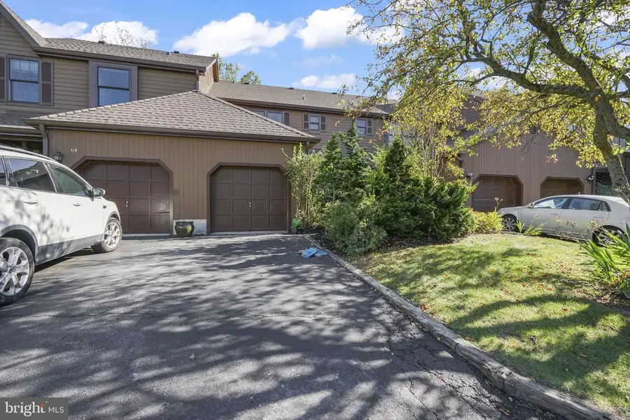 62 Danielle Ct, Lawrence, NJ 08648 - #2