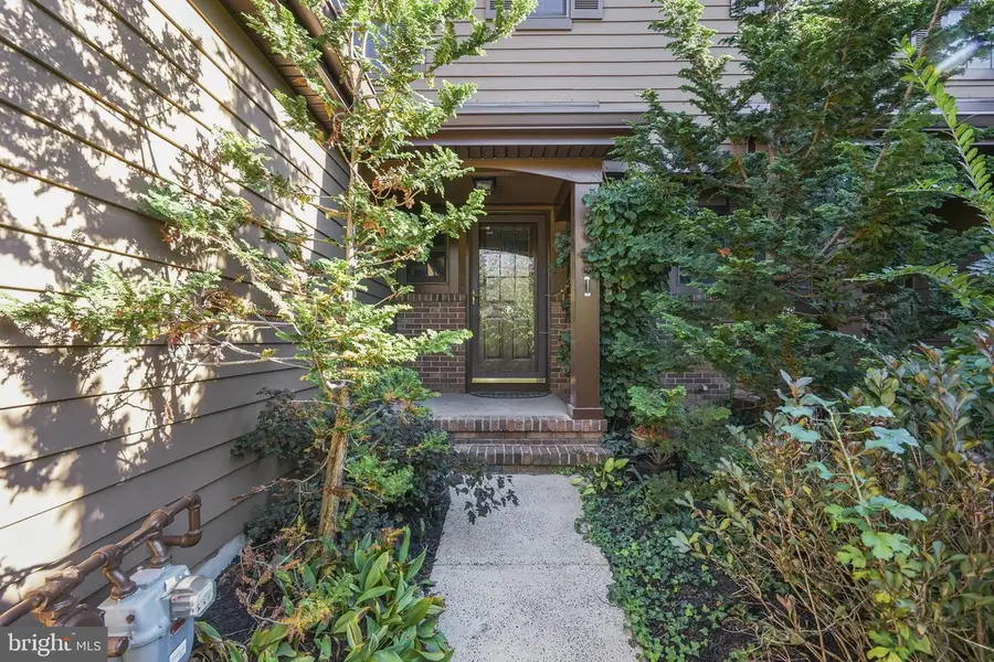 62 Danielle Ct, Lawrence, NJ 08648 - #3