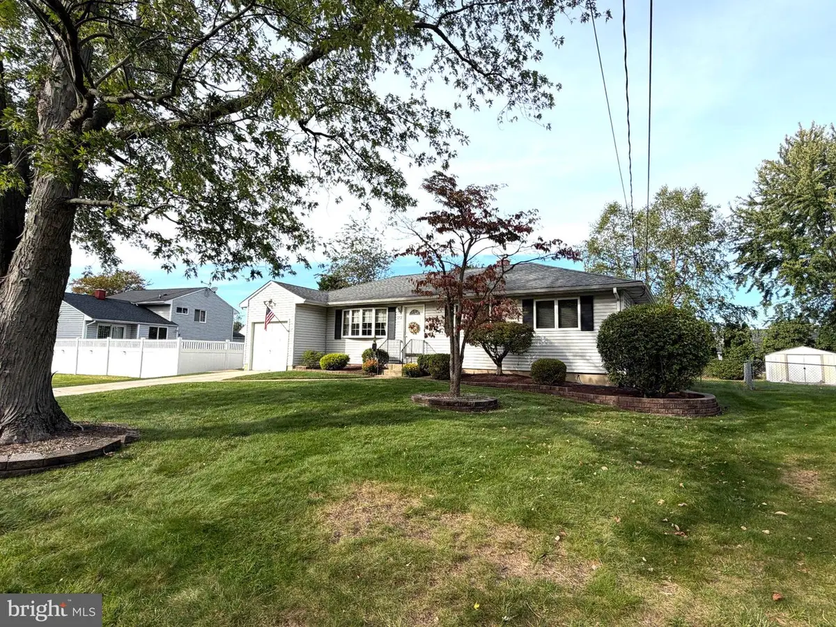 1012 Estates Blvd, Hamilton, NJ 08690 - #1