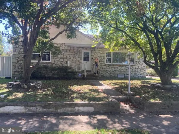7 Mcclellan Ave, HAMILTON, NJ 08610