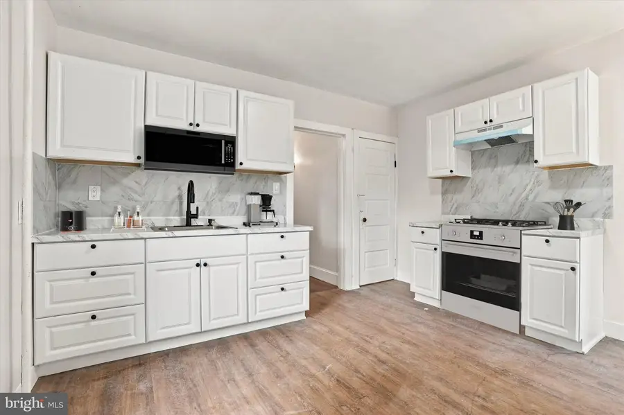 46 Edgemere Ave, Trenton, NJ 08618 - #3