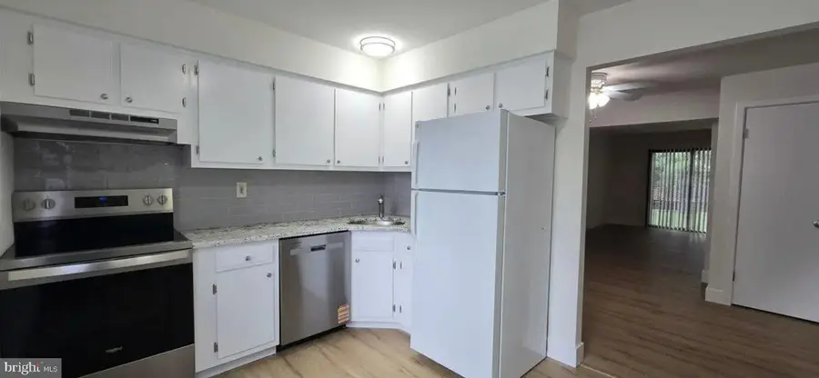 1614 Silver Ct, Hamilton, NJ 08690 - #2