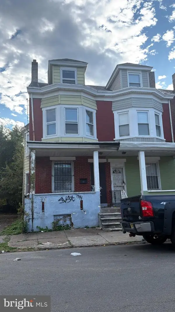 19 Wayne Ave, TRENTON, NJ 08618