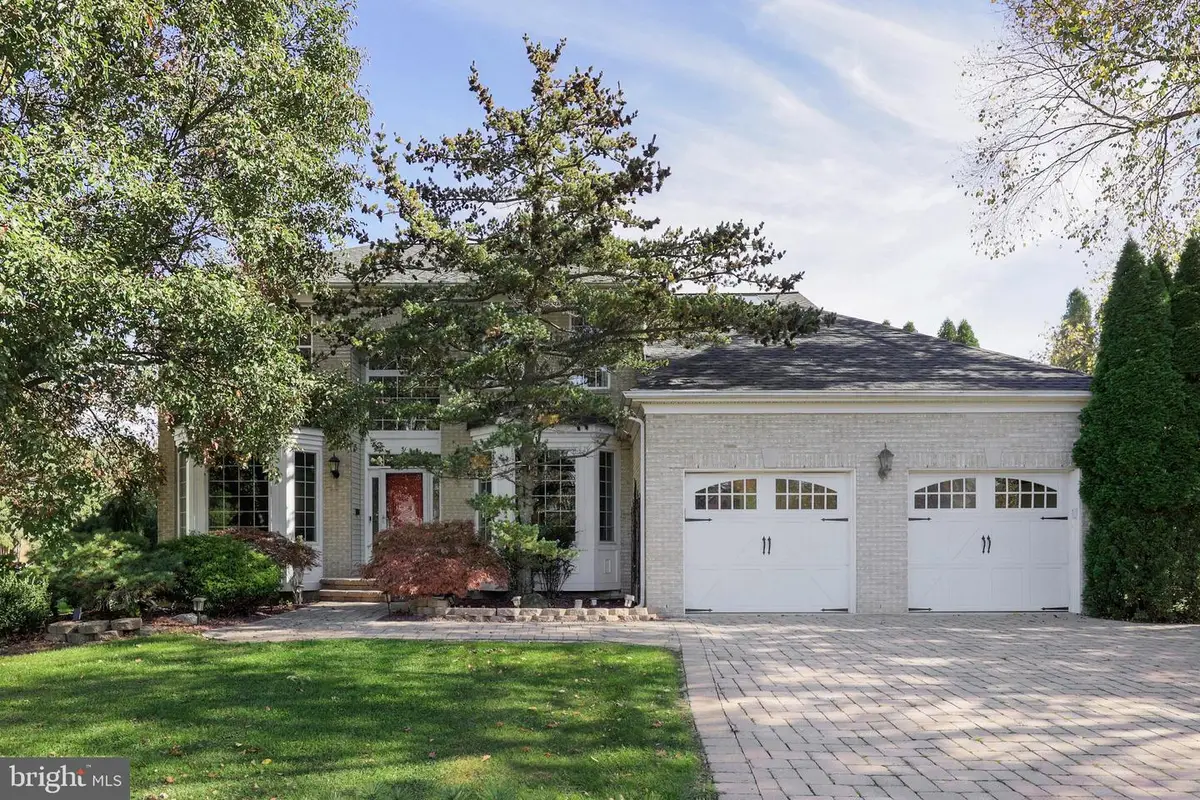 51 Stonehedge Dr, Hightstown, NJ 08520 - #1