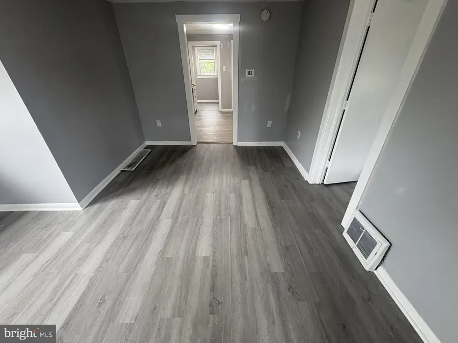 16 Lanning St, Ewing, NJ 08618 - #2
