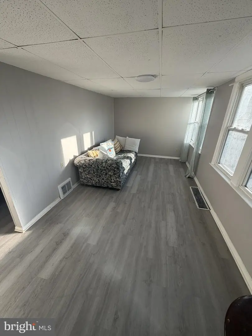 16 Lanning St, Ewing, NJ 08618 - #3