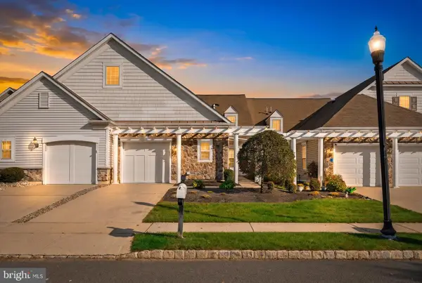 26 Dove Ct, HAMILTON, NJ 08690