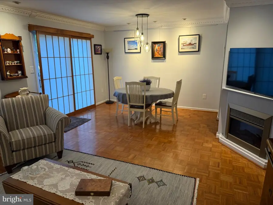 15 Academy Ct, Pennington, NJ 08534 - #2