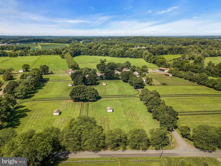 74 Red Valley Rd, Cream Ridge, NJ 08514 - #3