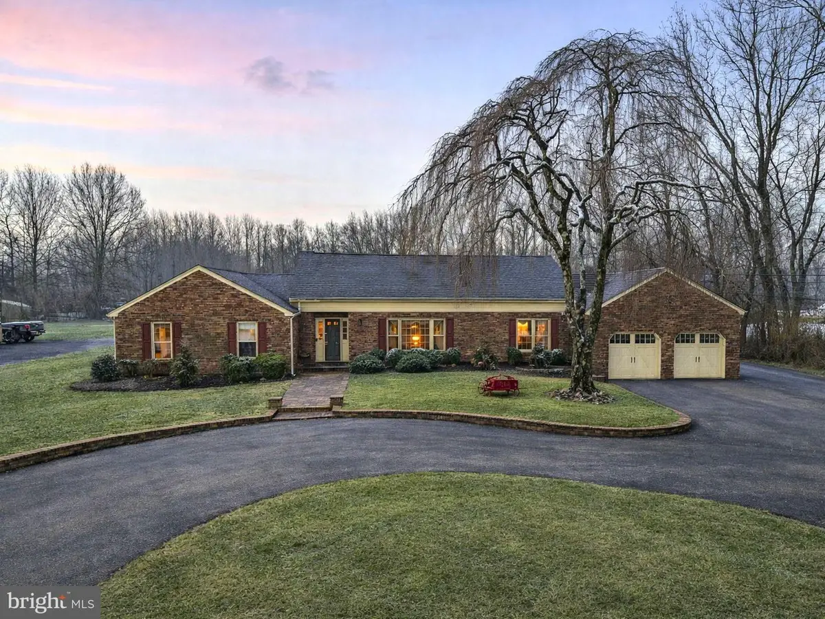 402 Main St, Manalapan Township, NJ 07726 - Image #1