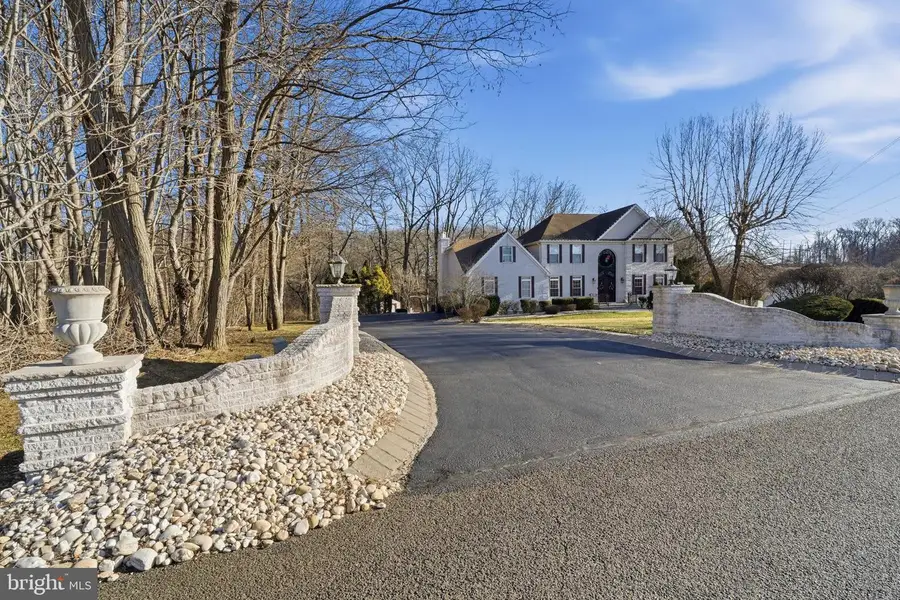 30 Carriage, Millstone Township, NJ 08510 - Image #2