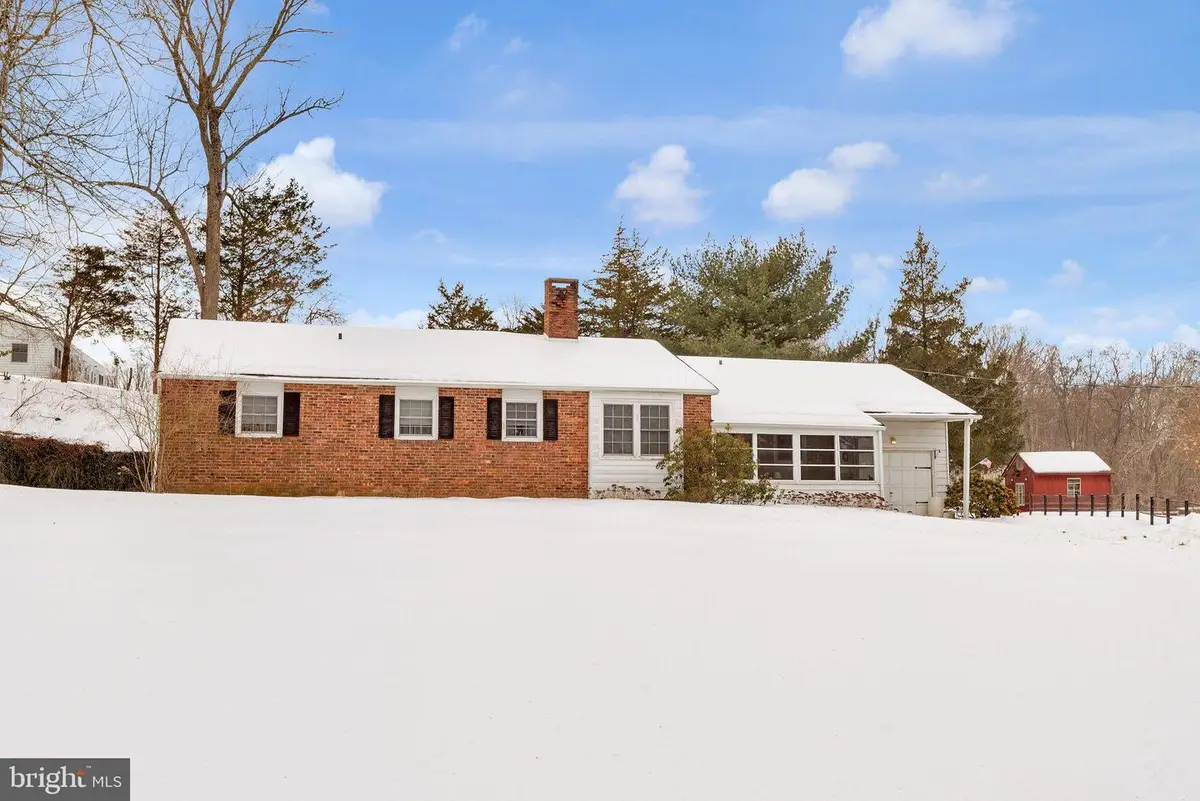 8 Hutchinson Rd, Allentown, NJ 08501 - #1