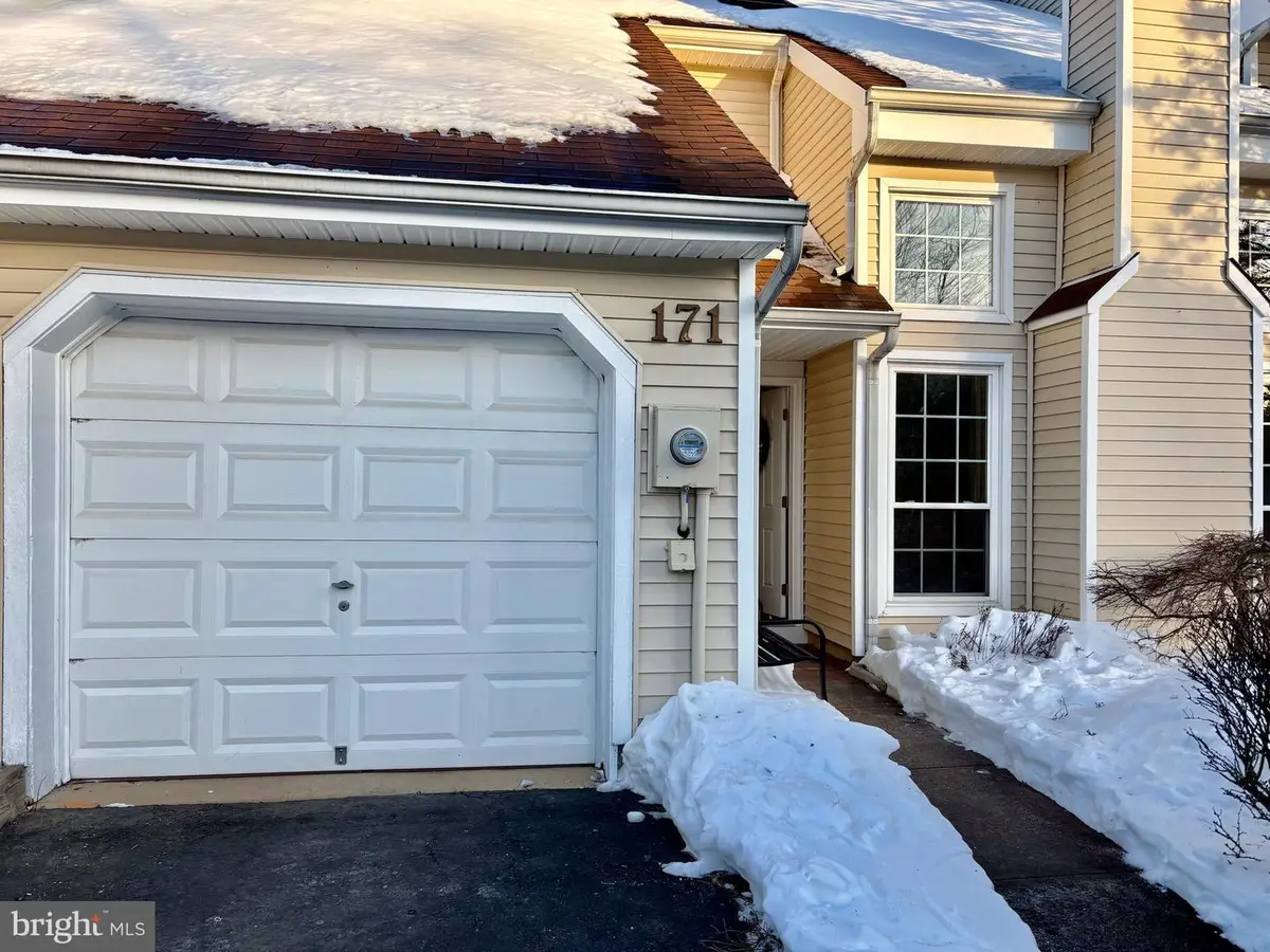 171 Daffodil Dr, Freehold, NJ 07728 - Image #1