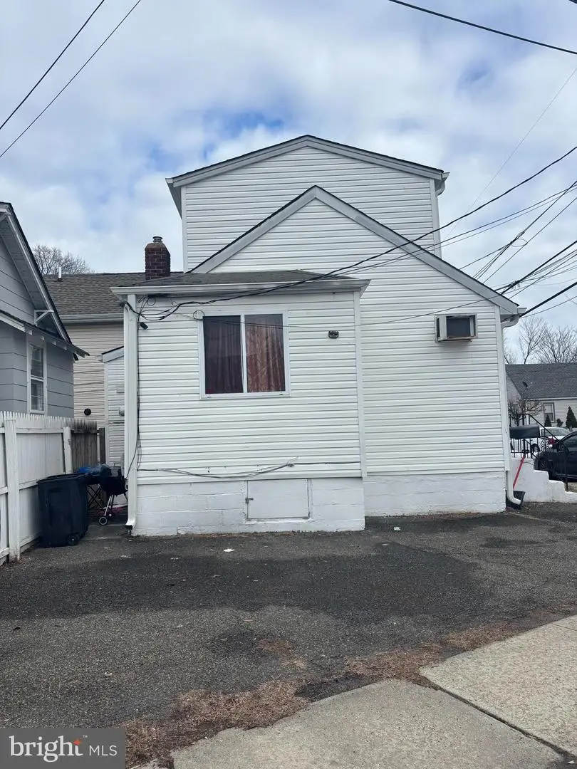 73 Oak St, Keansburg, NJ 07734 - #3