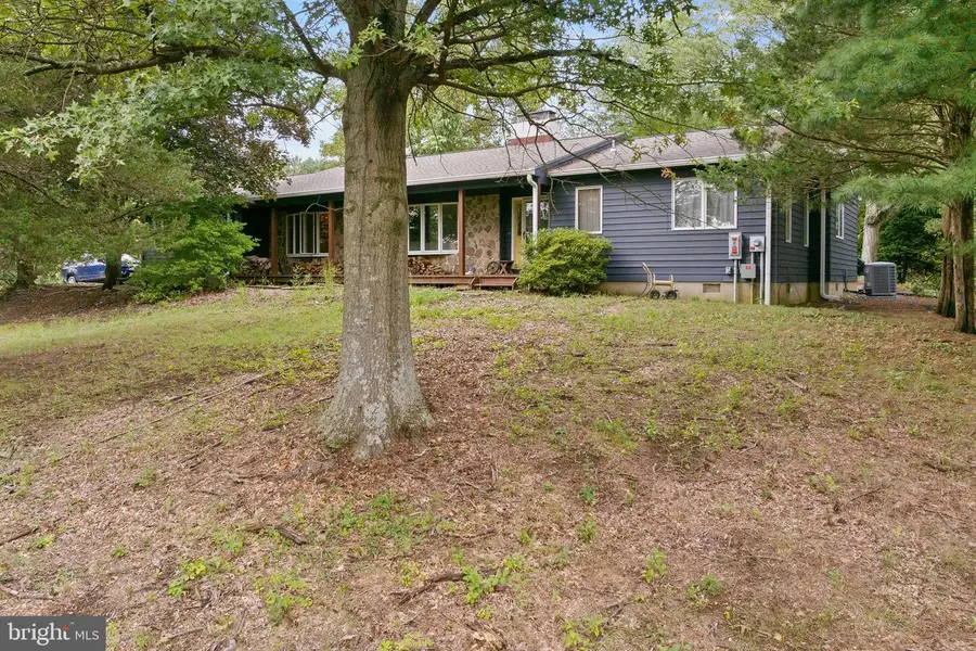 95 Holmes Mill Rd, Cream Ridge, NJ 08514 - #3