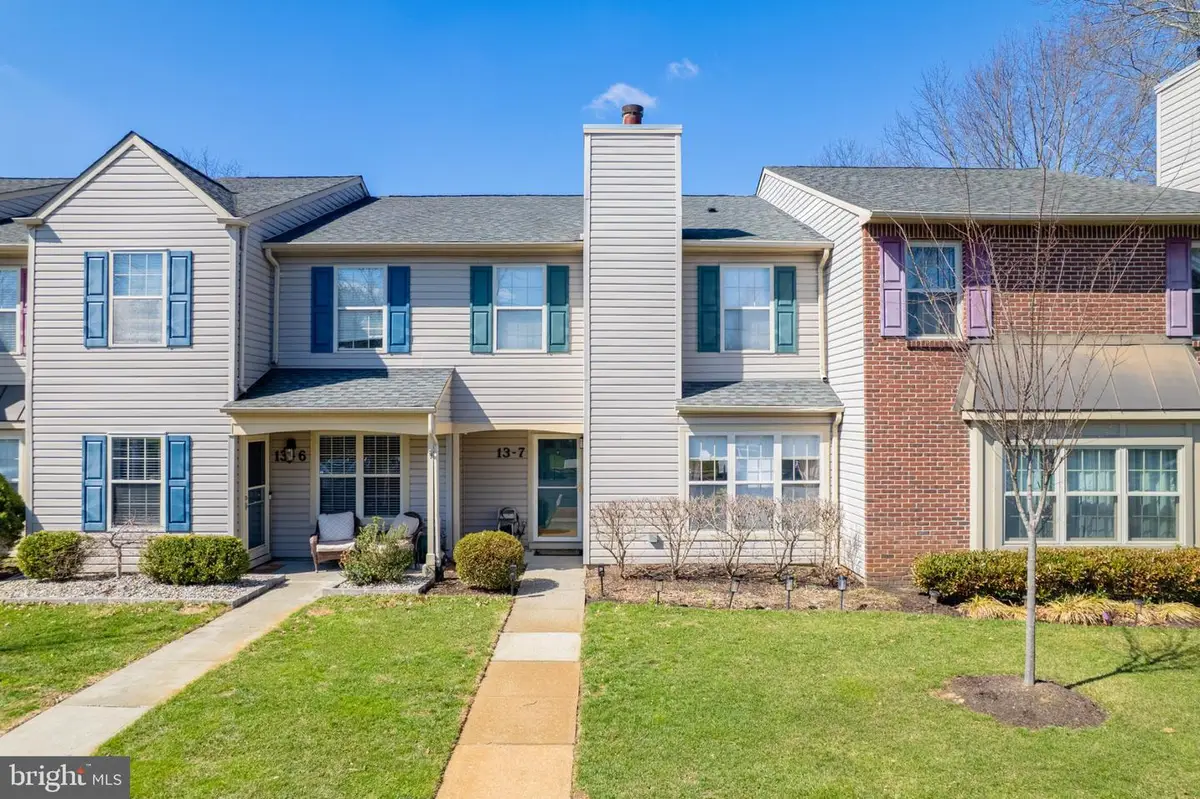 13-7 Stuart Dr, Freehold, NJ 07728 - #1