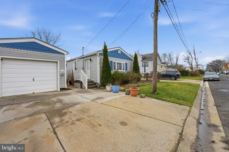 710 Cambridge Avenue, Union Beach, NJ 07735 - #3