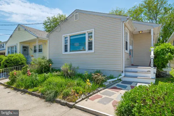 136 Inskip Ave, OCEAN GROVE, NJ 07756