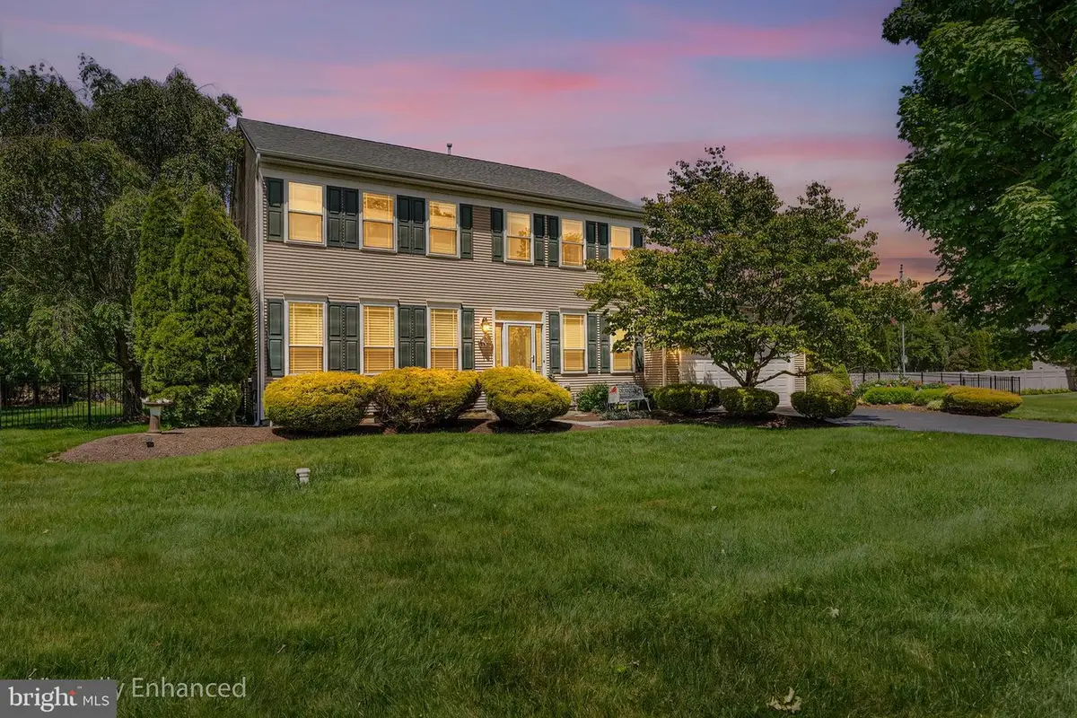 61 Cliffwood Dr, Allentown, NJ 08501 - #1