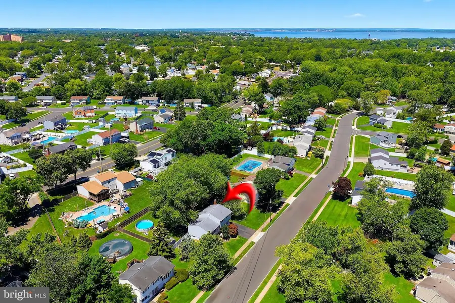 20 Bromley Drive, Hazlet, NJ 07730 - #2