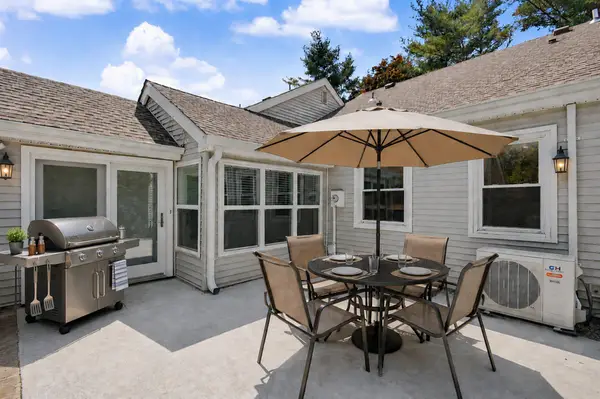 6 Plaza De Las Flores #c, FREEHOLD, NJ 07728