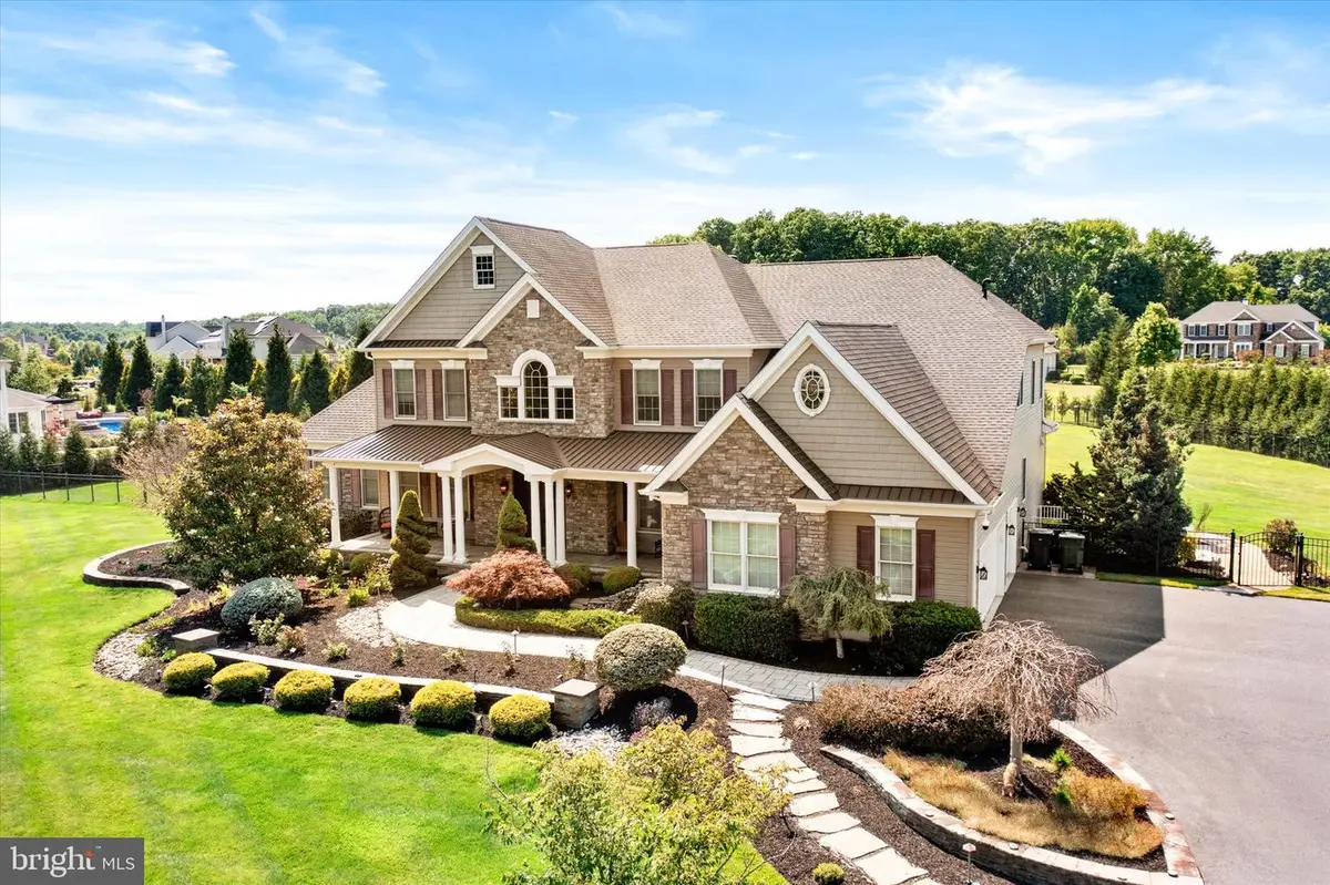 25 Weathervane Circle, Cream Ridge, NJ 08514 - #1