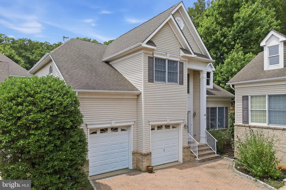 25 Brittany, Middletown, NJ 07748 - #1