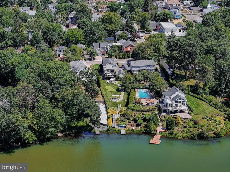66 Wyckoff St, Matawan, NJ 07747 - #2