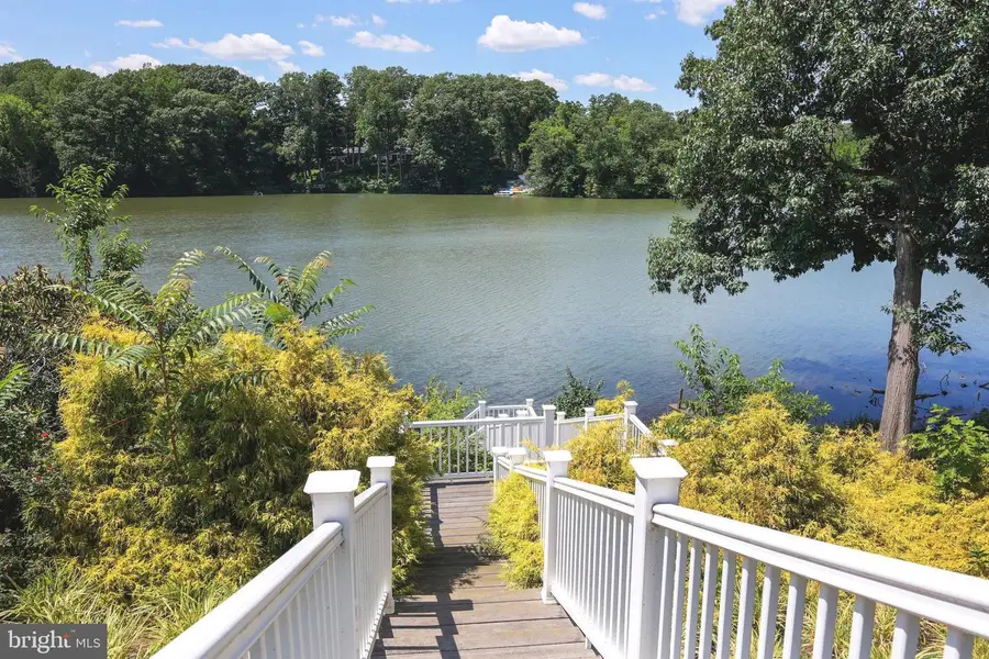 66 Wyckoff St, Matawan, NJ 07747 - #3