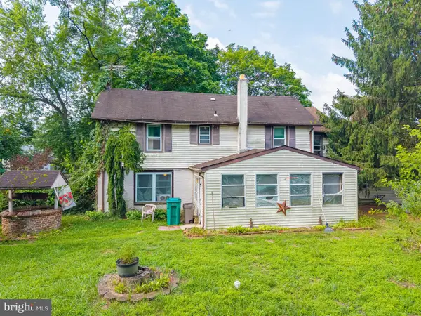 9 Freewood Street, HOWELL, NJ 07731
