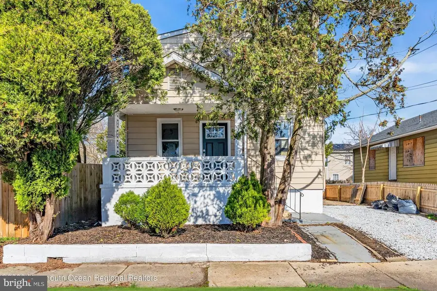 18 Fisher Ave, Neptune, NJ 07753 - #2
