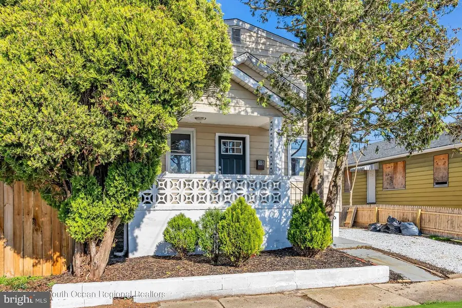 18 Fisher Ave, Neptune, NJ 07753 - #3