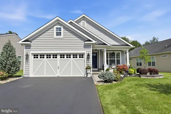 39 Mallard Court, HOWELL, NJ 07731