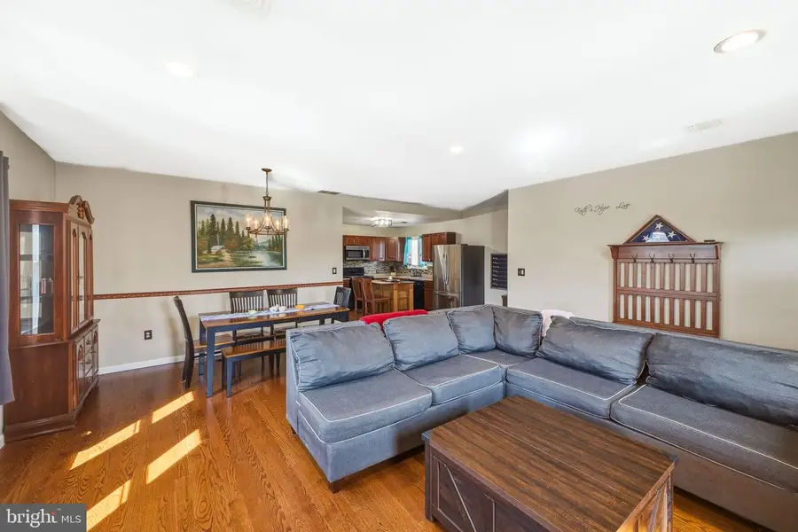 911 Harris Ave, Union Beach, NJ 07735 - #3