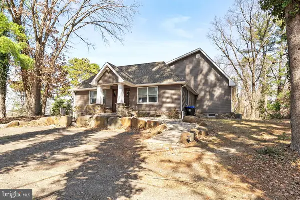 163 Dutch Rd, EAST BRUNSWICK, NJ 08816