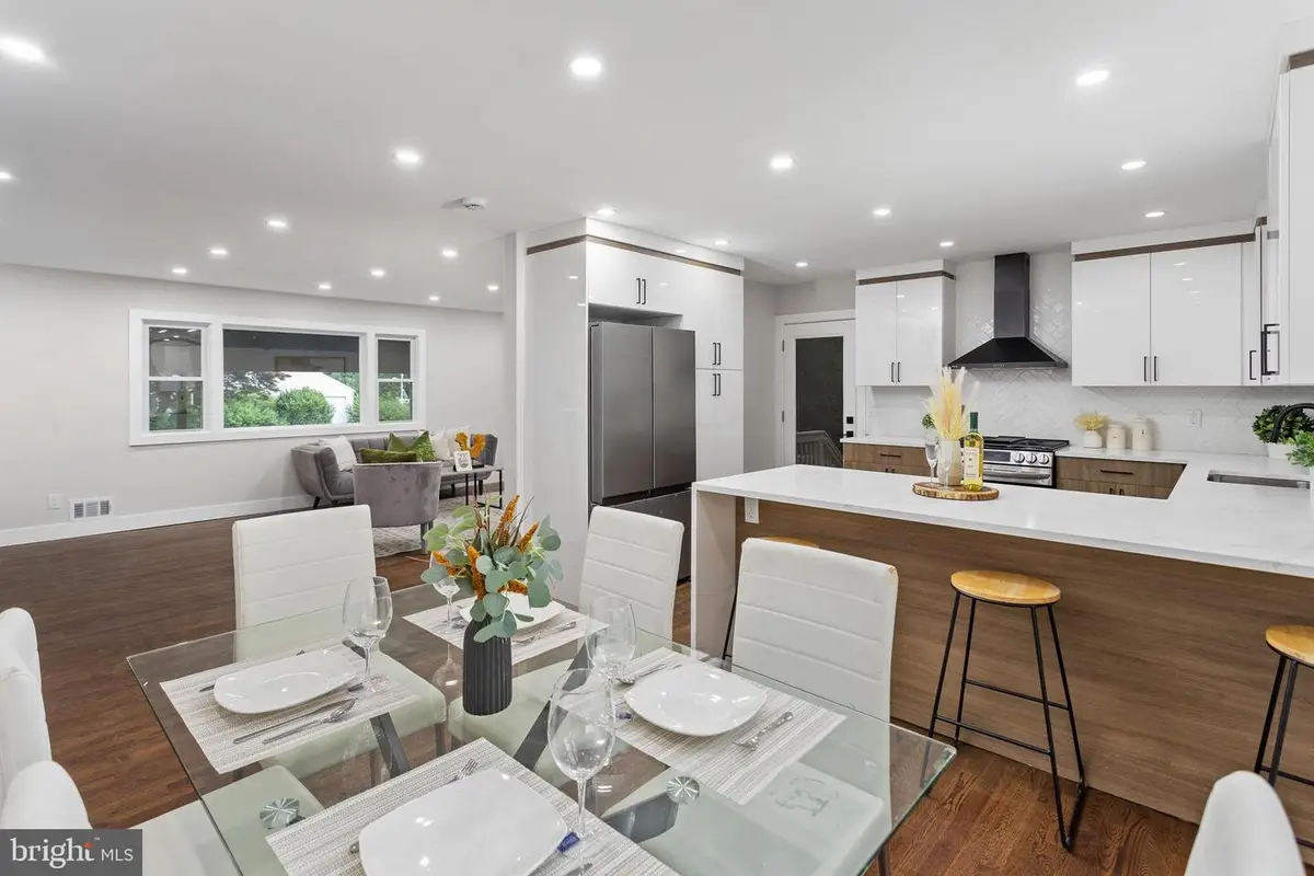 6 Ryan Rd, Cranbury, NJ 08512 - Image #1