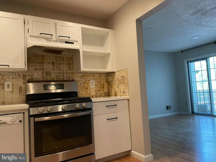 38 Brighton Way, North Brunswick, NJ 08902 - Image #3