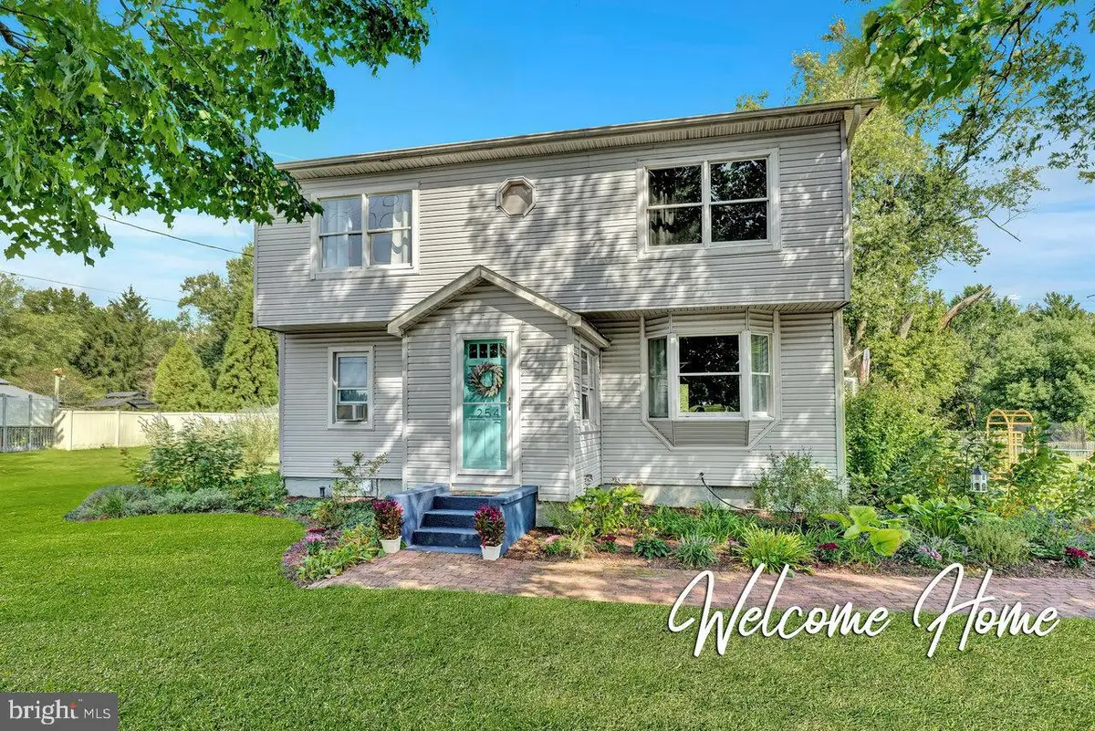 254 Friendship Rd, Cranbury, NJ 08512 - Image #1