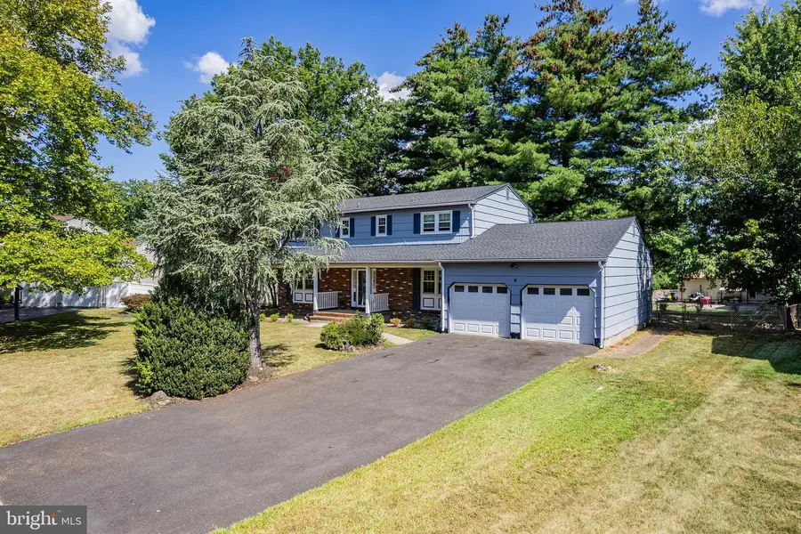 9 Donald Ave, Kendall Park, NJ 08824 - Image #3