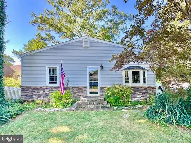 7 Avenue B, Helmetta, NJ 08828 - Image #1