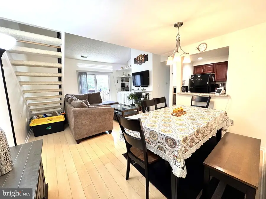 5220 Ravens Crest Dr, Plainsboro, NJ 08536 - Image #2